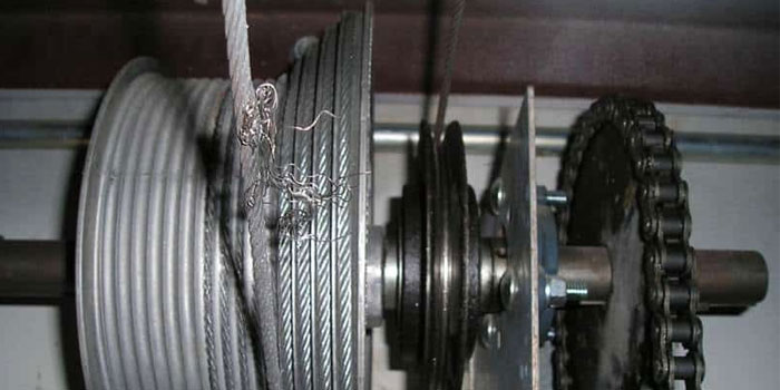 overhead garage door cable repair in Cheltenham